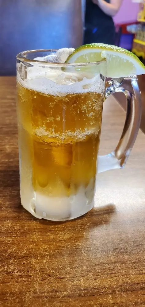 Modelo Especial Draft Beer